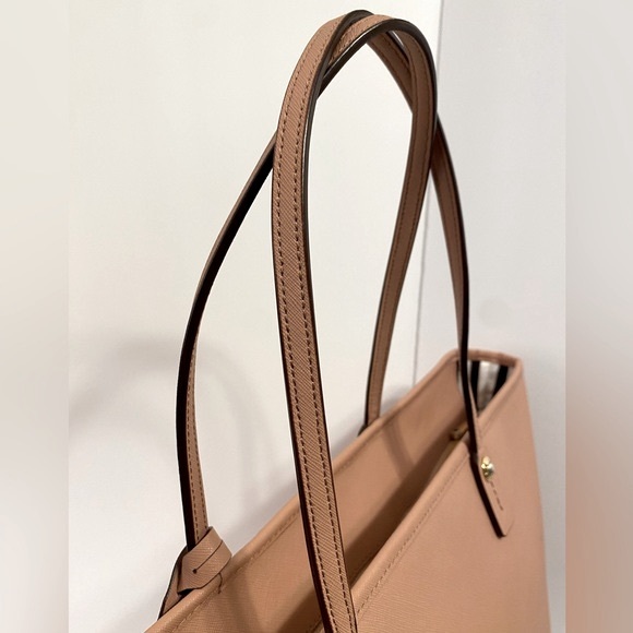 Henri Bendel || NYC Skyline W 57th Tote || EUC✨ w Dust Bag - Picture 3 of 16